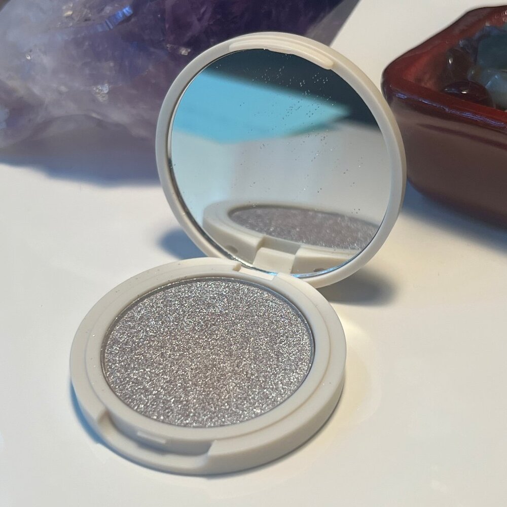 JONES ROAD So Pretty Eyeshadow
